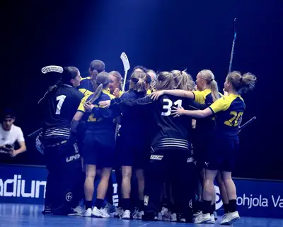U19-damlandslaget i gruppkram