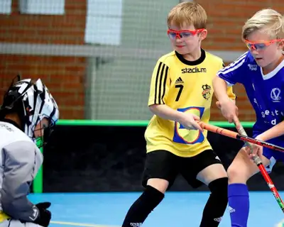 Killar Framför Målet