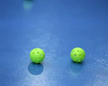 Tvågrönabollar